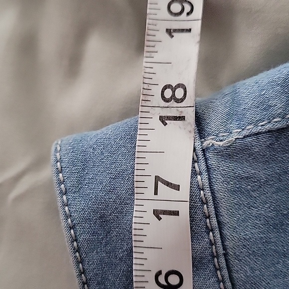 Faded Glory Women's Denim Shorts - Picture 9 of 11